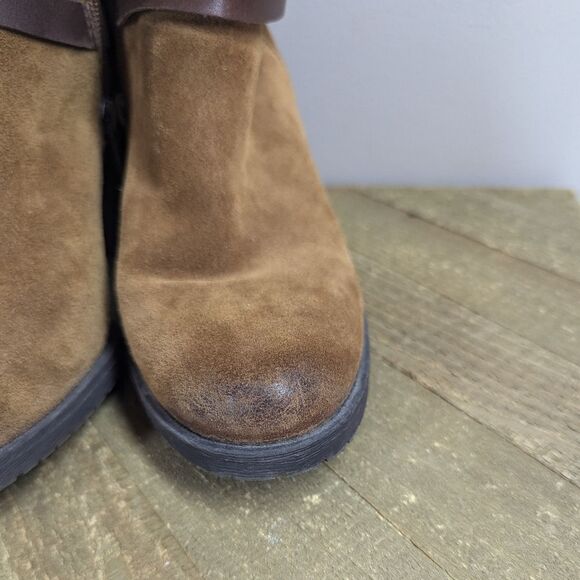 Sam Edelman Hannah Chelsea Boots Suede Belted Ankle Booties Size 7 | 2.5” Heel - Picture 5 of 10